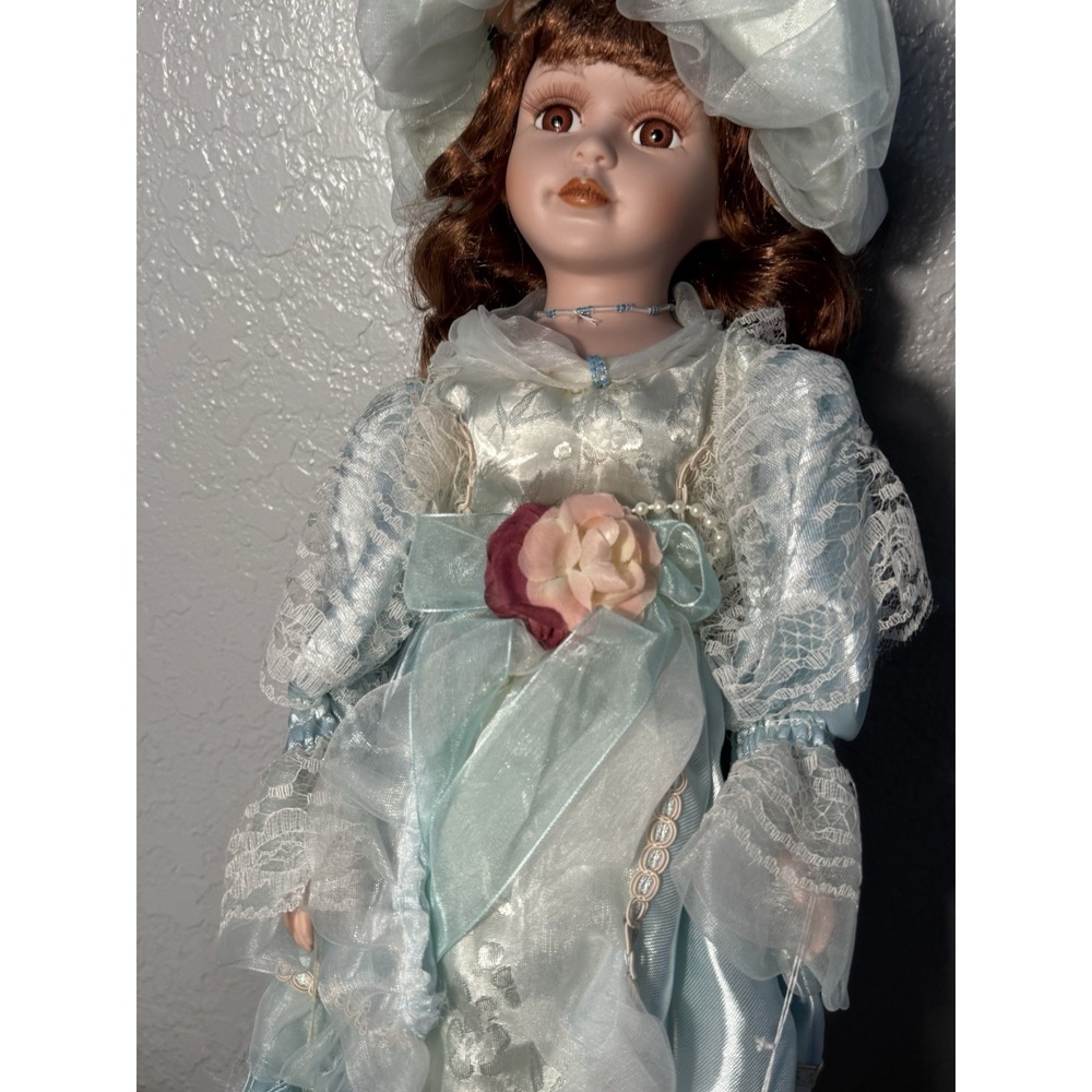 Knightsbridge Collection Fine Bisque Genuine Porcelain Doll D278 Judith 1 of 5k - Picture 2 of 13